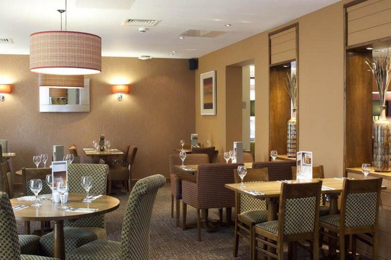 Premier Inn Stratford Upon Avon Waterways エクステリア 写真