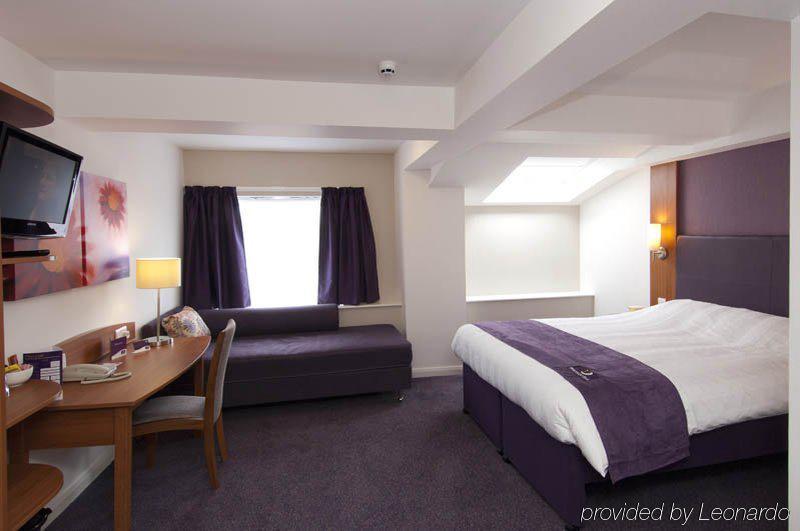 Premier Inn Stratford Upon Avon Waterways エクステリア 写真